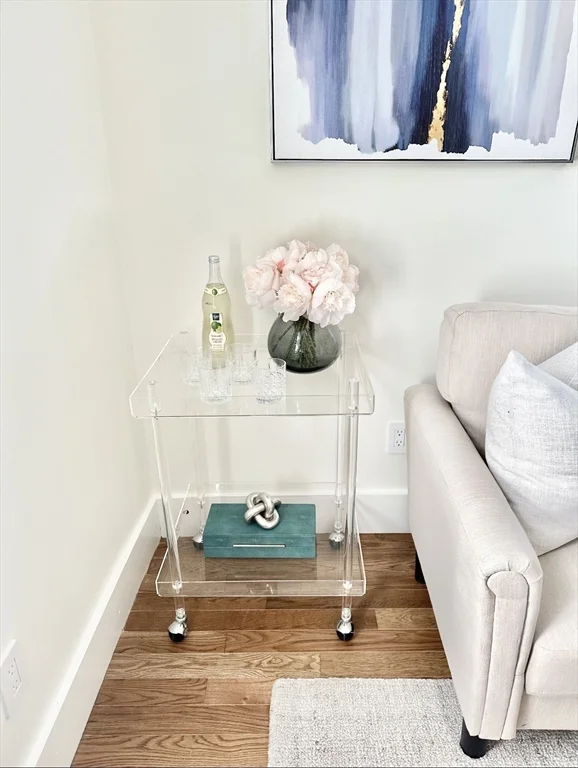 2 bed, 1 bath apartment for rent at 56 Spring St Unit 3, Cohasset — photo 8 of 13