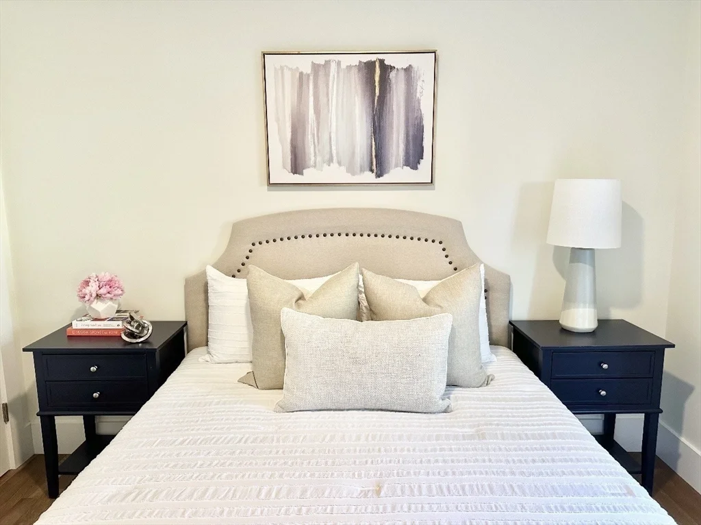 2 bed, 1 bath apartment for rent at 56 Spring St Unit 3, Cohasset — photo 6 of 13