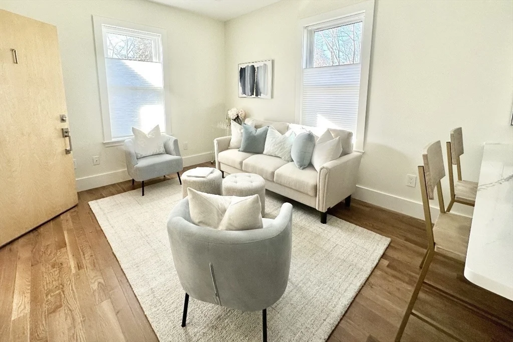 2 bed, 1 bath apartment for rent at 56 Spring St Unit 3, Cohasset — photo 5 of 13