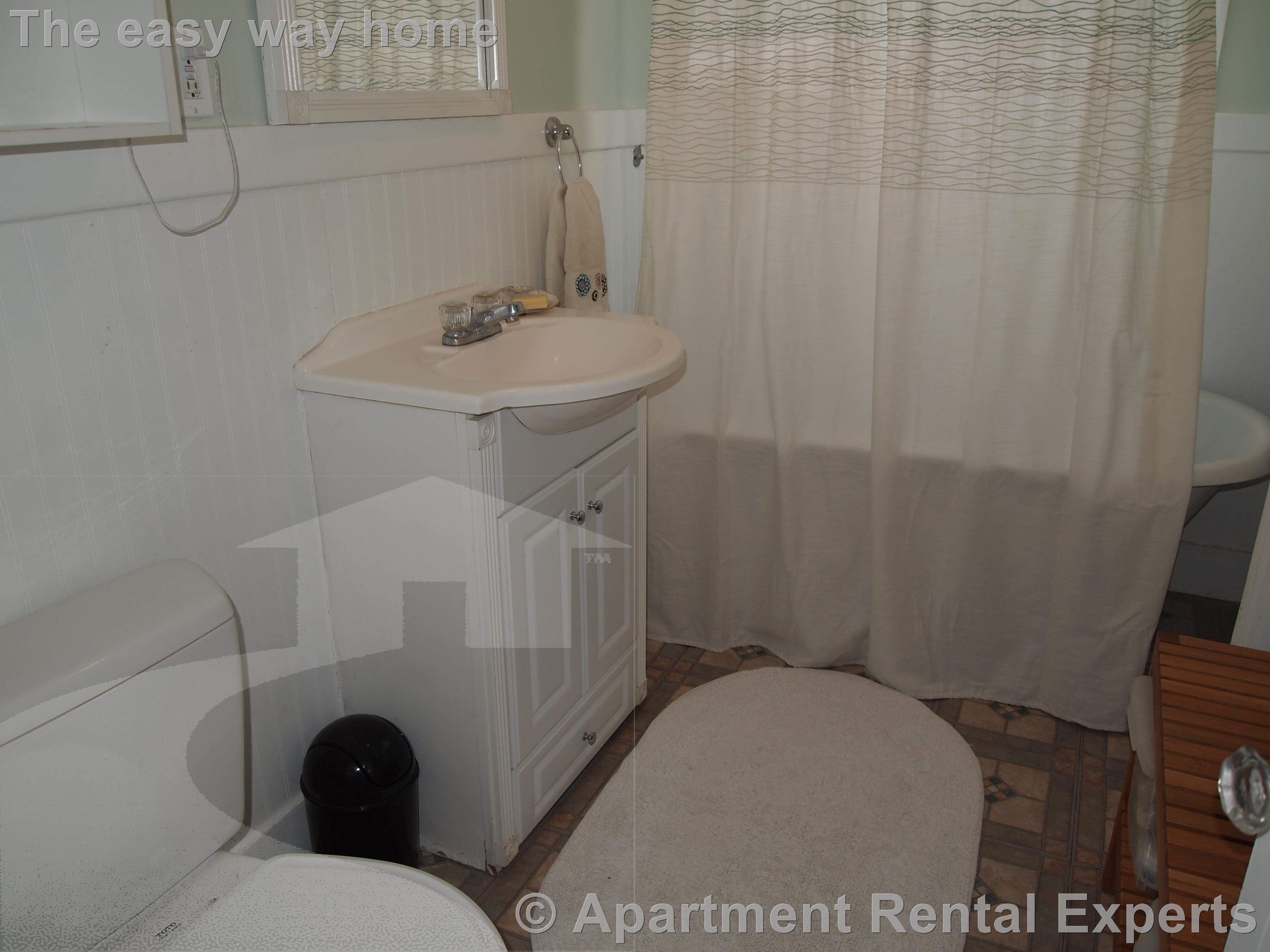 2 bed, 1 bath apartment for rent at 56 Standish St Unit 2, Huron Village — photo 7 of 15