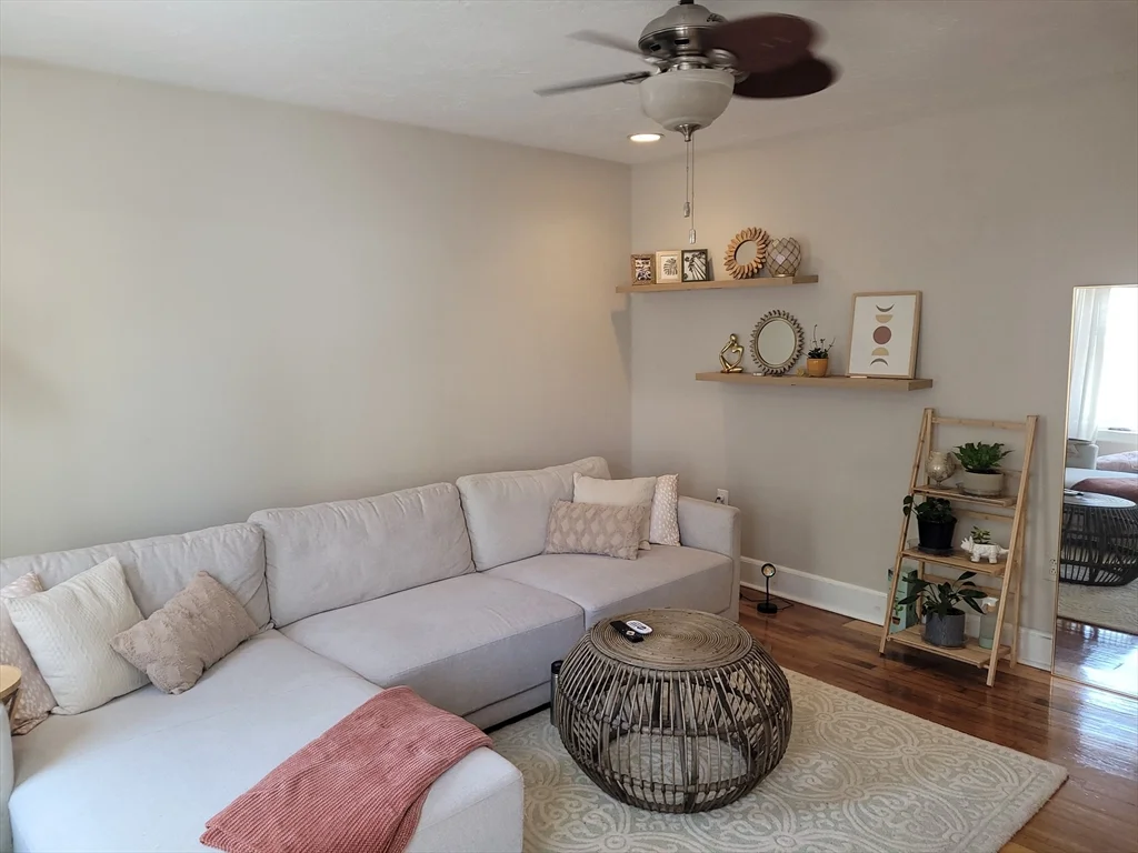 1 bed, 1 bath apartment for rent at 56 Telegraph Unit 1, South Station — photo 2 of 8