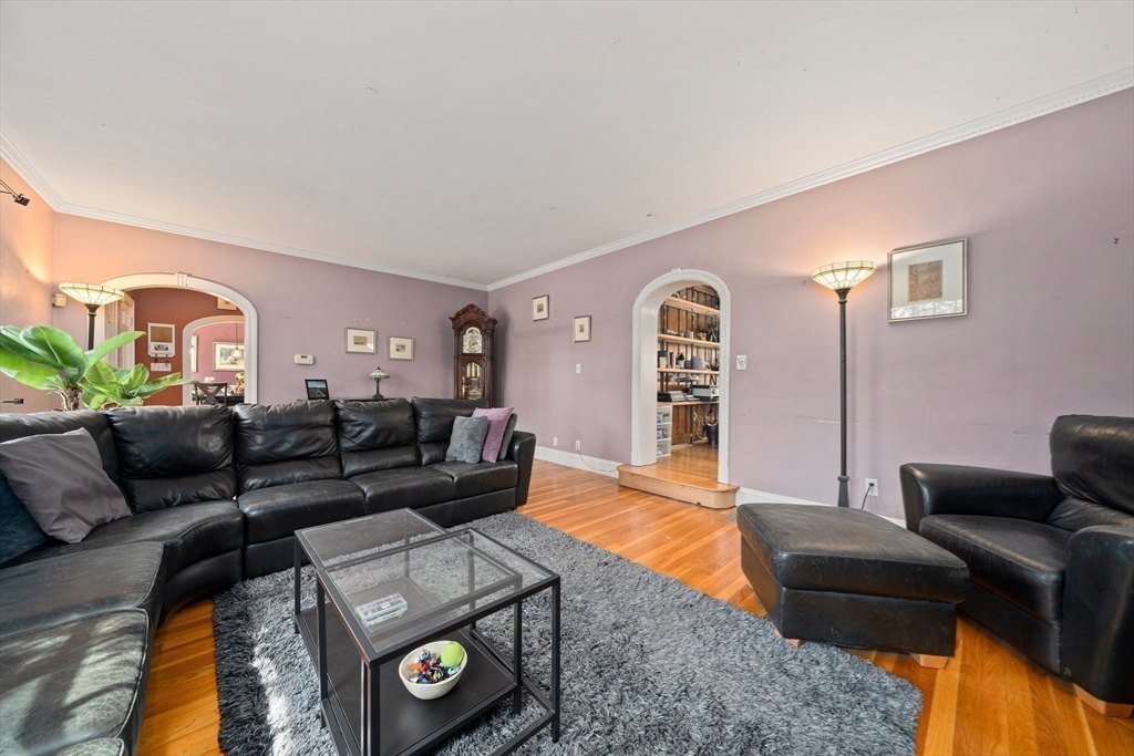 3 bed, 2 bath apartment for rent at 56 West Boulevard Rd, Newton Center — photo 6 of 19