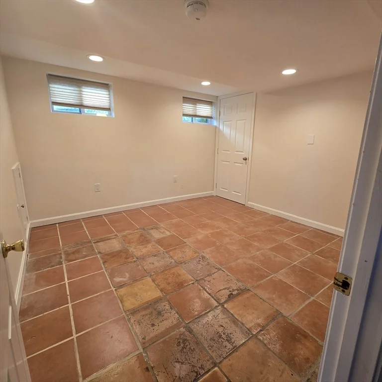 2 bed, 2 bath apartment for rent at 56 Waterhouse St Unit 1, West Somerville — photo 13 of 17