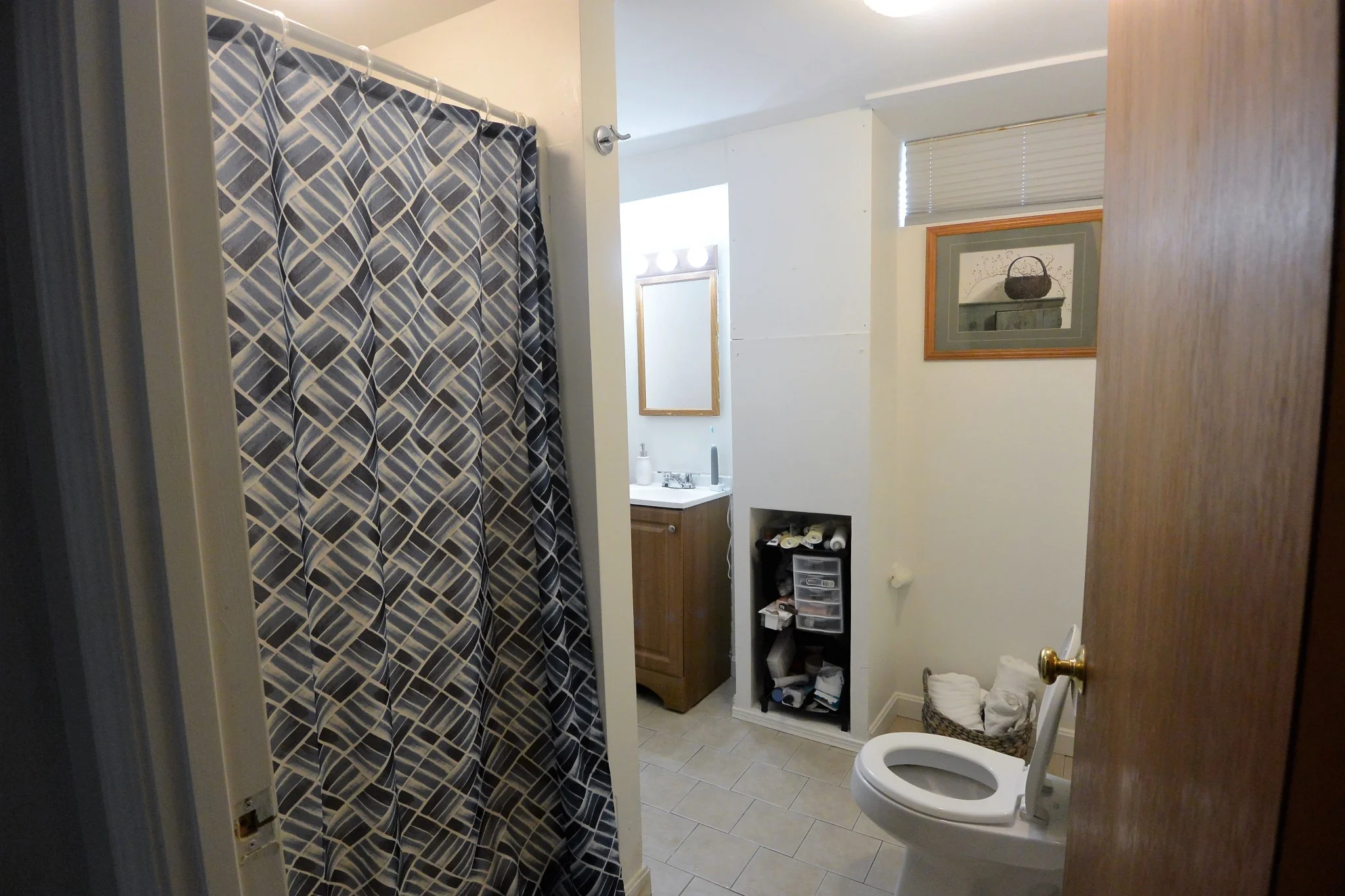 5 bed, 3 bath apartment for rent at 56 Westminster Ave Unit 1, Watertown — photo 13 of 15