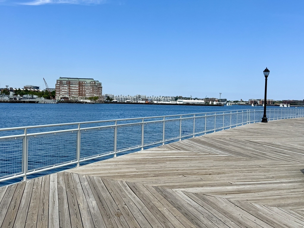 2 bed, 1 bath apartment for rent at 560 Commercial St Unit 1, North End — photo 35 of 36