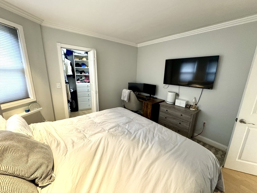 2 bed, 1 bath apartment for rent at 560 Commercial St Unit 1, North End — photo 18 of 36