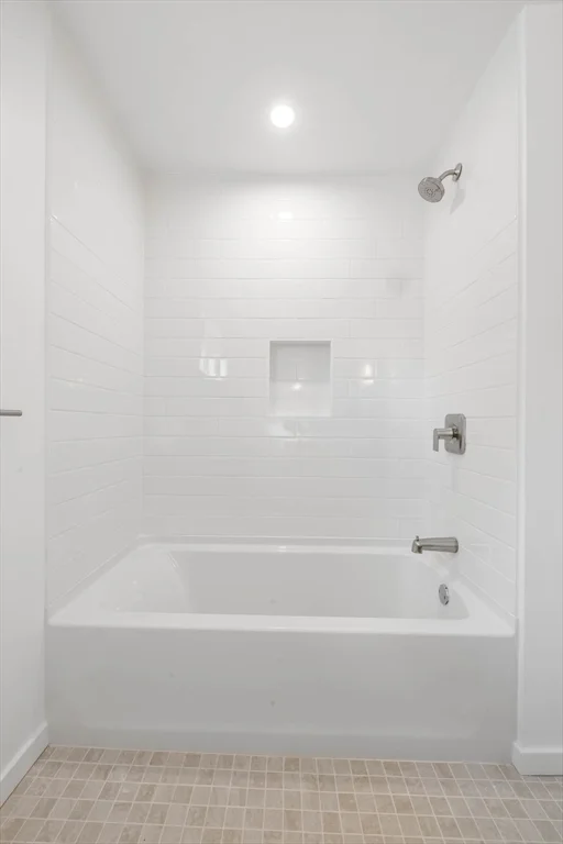 3 bed, 2 bath apartment for rent at 561 Beechwood St Unit SF, Cohasset — photo 22 of 32