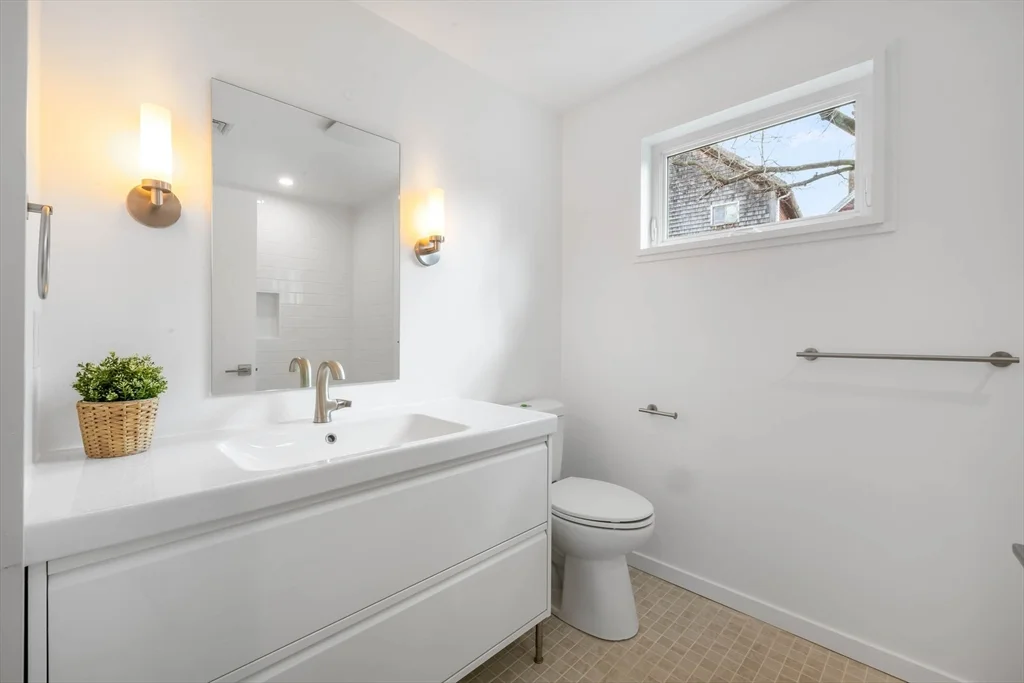 3 bed, 2 bath apartment for rent at 561 Beechwood St Unit SF, Cohasset — photo 21 of 32