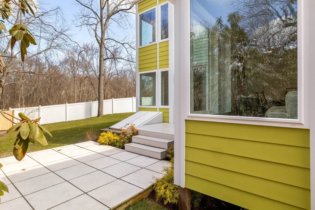 3 bed, 2 bath apartment for rent at 561 Beechwood St Unit SF, Cohasset — photo 29 of 32
