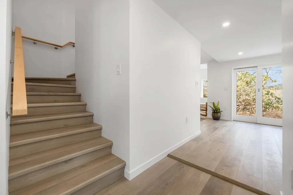 3 bed, 2 bath apartment for rent at 561 Beechwood St Unit SF, Cohasset — photo 11 of 32