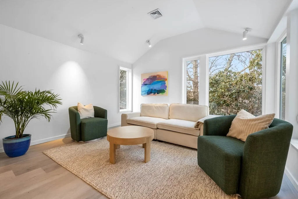 3 bed, 2 bath apartment for rent at 561 Beechwood St Unit SF, Cohasset — photo 25 of 32