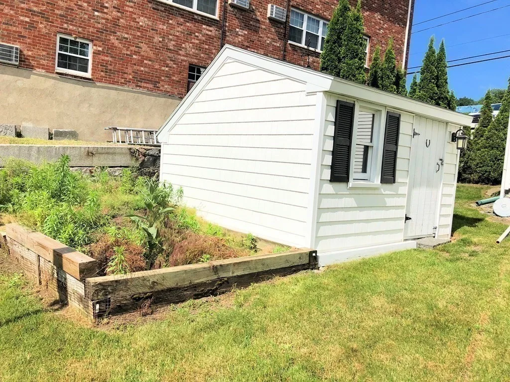 2 bed, 1 bath apartment for rent at 561 Willard St, Quincy — photo 9 of 9