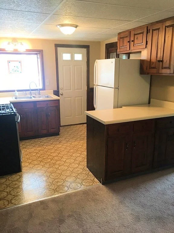 2 bed, 1 bath apartment for rent at 561 Willard St, Quincy — photo 2 of 9