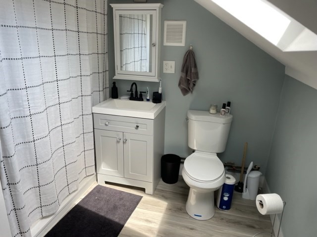2 bed, 1 bath apartment for rent at 562 Lincoln Ave Unit 0, Saugus — photo 19 of 19