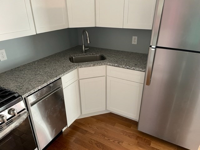 2 bed, 1 bath apartment for rent at 562 Lincoln Ave Unit 0, Saugus — photo 4 of 19