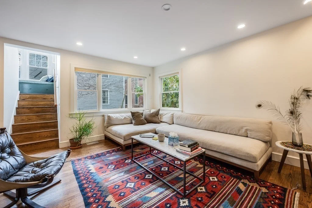 2 bed, 2 bath apartment for rent at 563 Franklin, Cambridge — photo 6 of 23