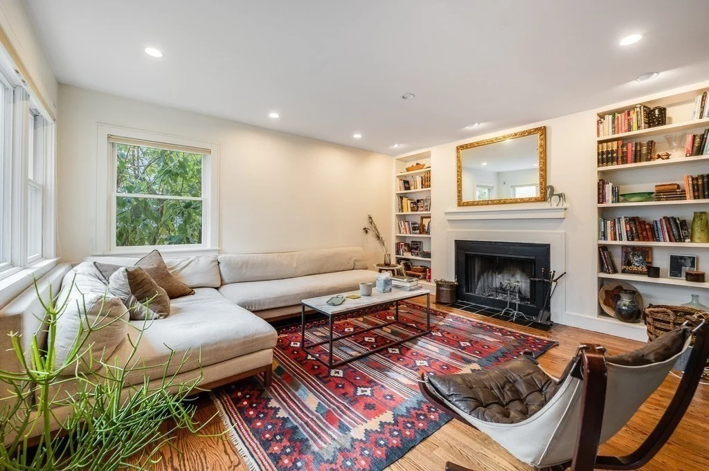 2 bed, 2 bath apartment for rent at 563 Franklin, Cambridge — photo 5 of 23