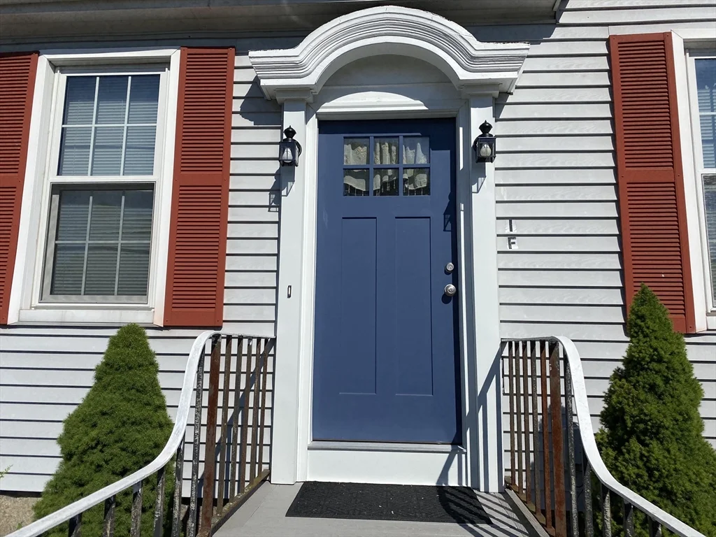 1 bed, 1 bath apartment for rent at 564 Dartmouth St Unit 1F, Bliss Corner — photo 2 of 11