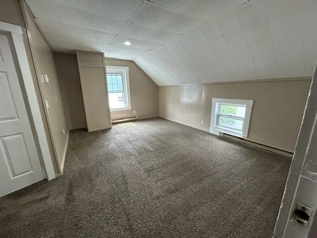 1 bed, 1 bath apartment for rent at 564 Plymouth Ave Unit 3R, Fall River — photo 1 of 6