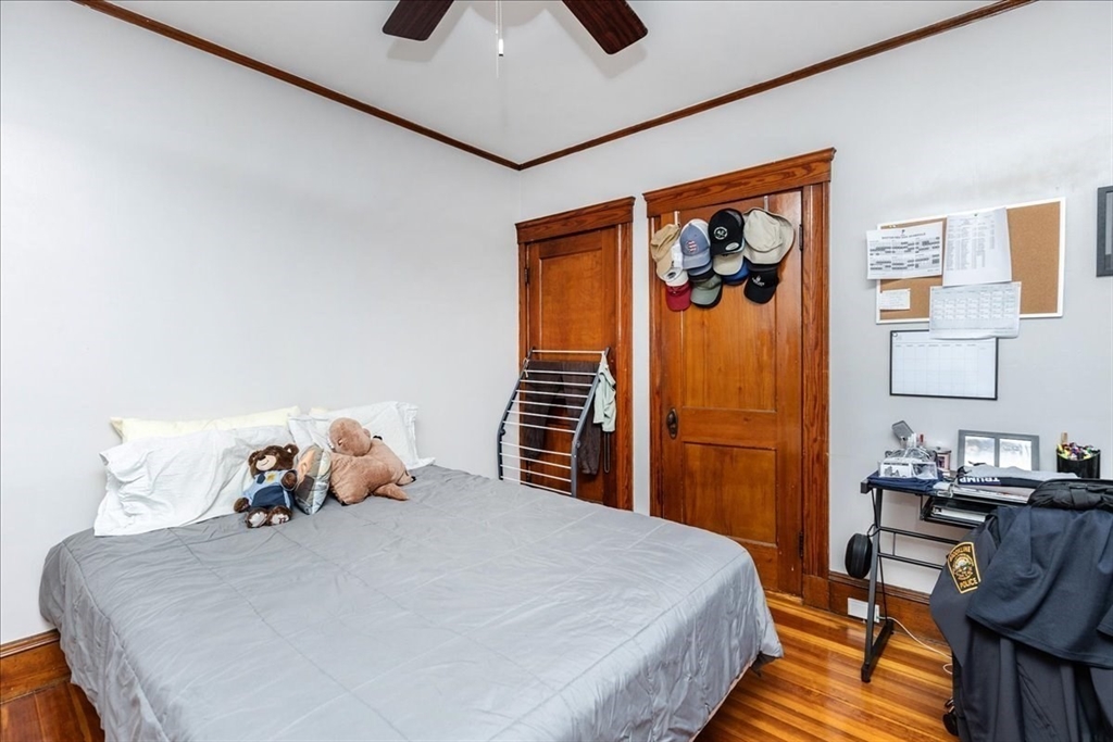 2 bed, 1 bath apartment for rent at 565-567 Riverside Ave Unit 565, Medford — photo 9 of 13