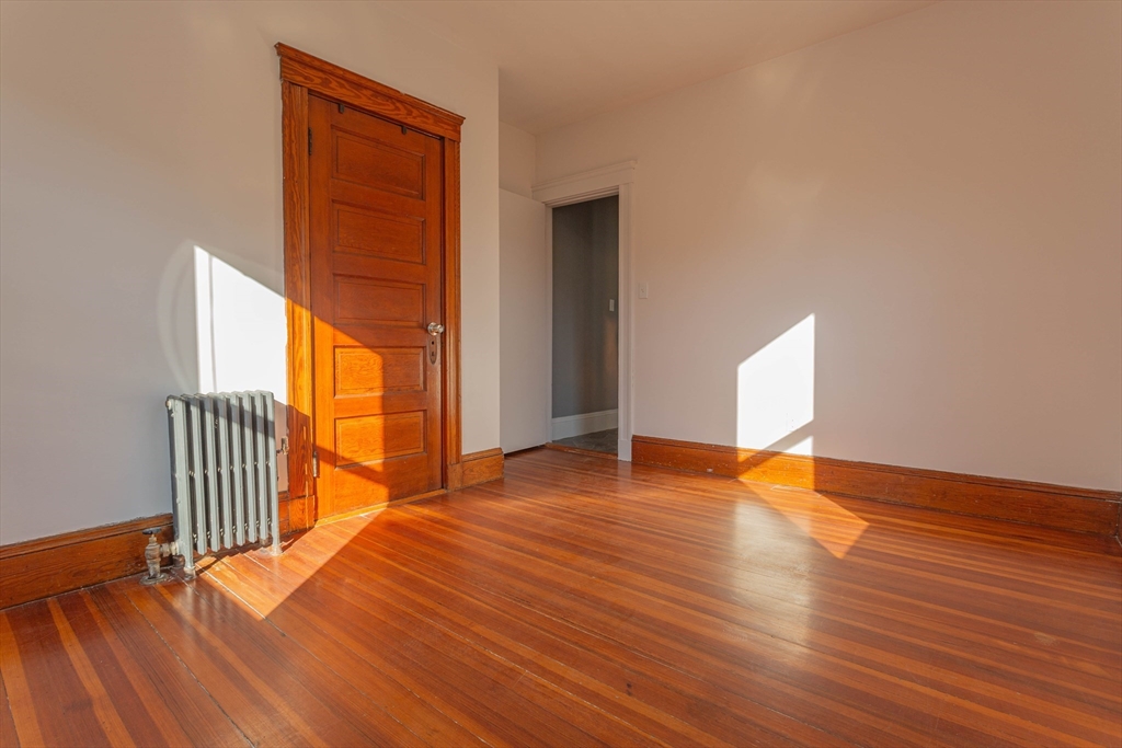 3 bed, 1 bath apartment for rent at 565-567 Riverside Ave Unit 567, Medford — photo 12 of 15