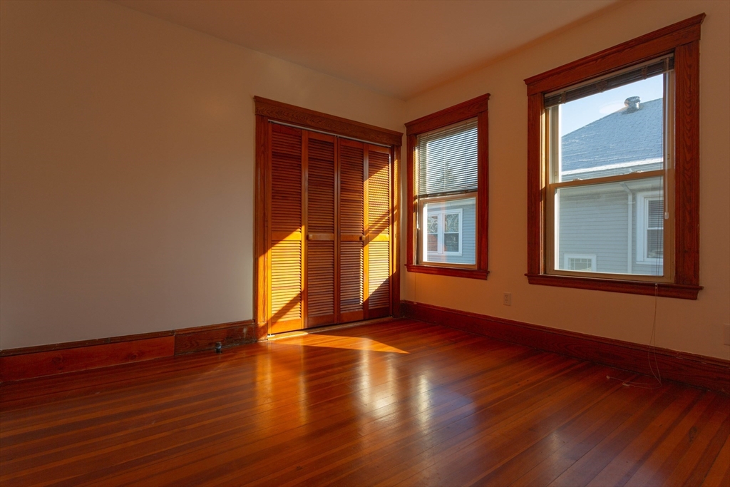 3 bed, 1 bath apartment for rent at 565-567 Riverside Ave Unit 567, Medford — photo 9 of 15