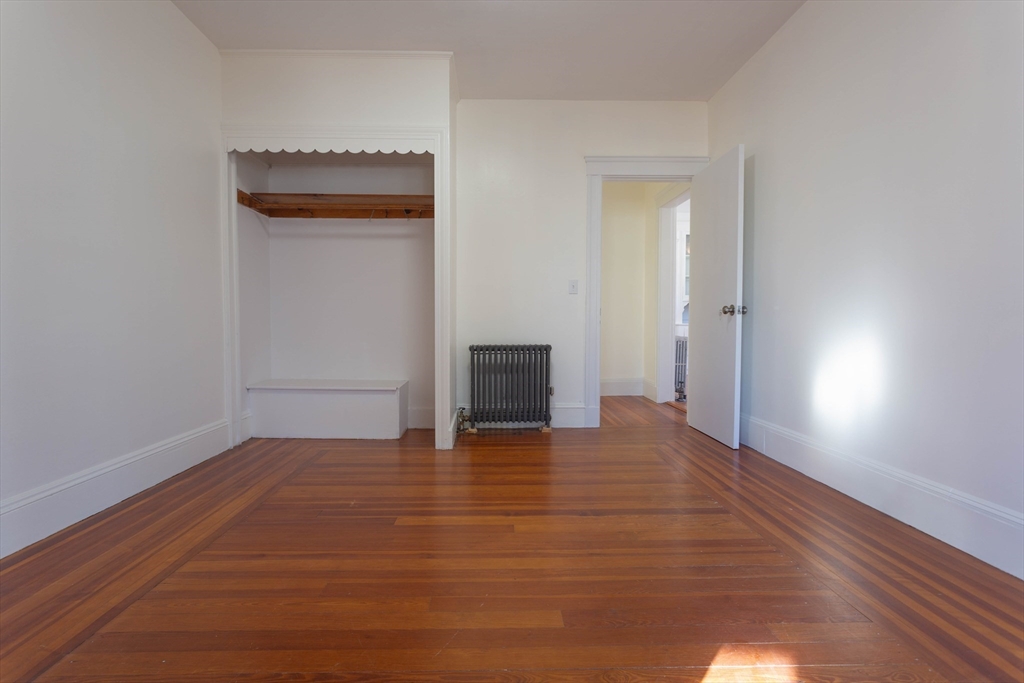 3 bed, 1 bath apartment for rent at 565-567 Riverside Ave Unit 567, Medford — photo 7 of 15