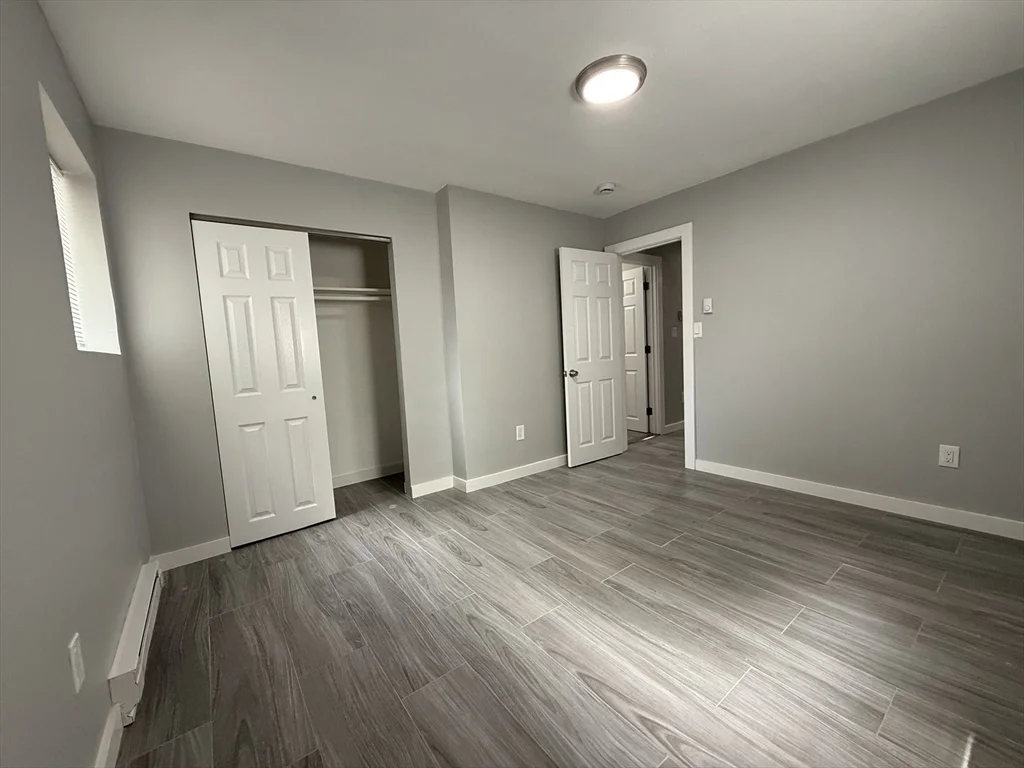 1 bed, 1 bath apartment for rent at 565 Hyde Park Ave Unit 2, Roslindale — photo 4 of 10