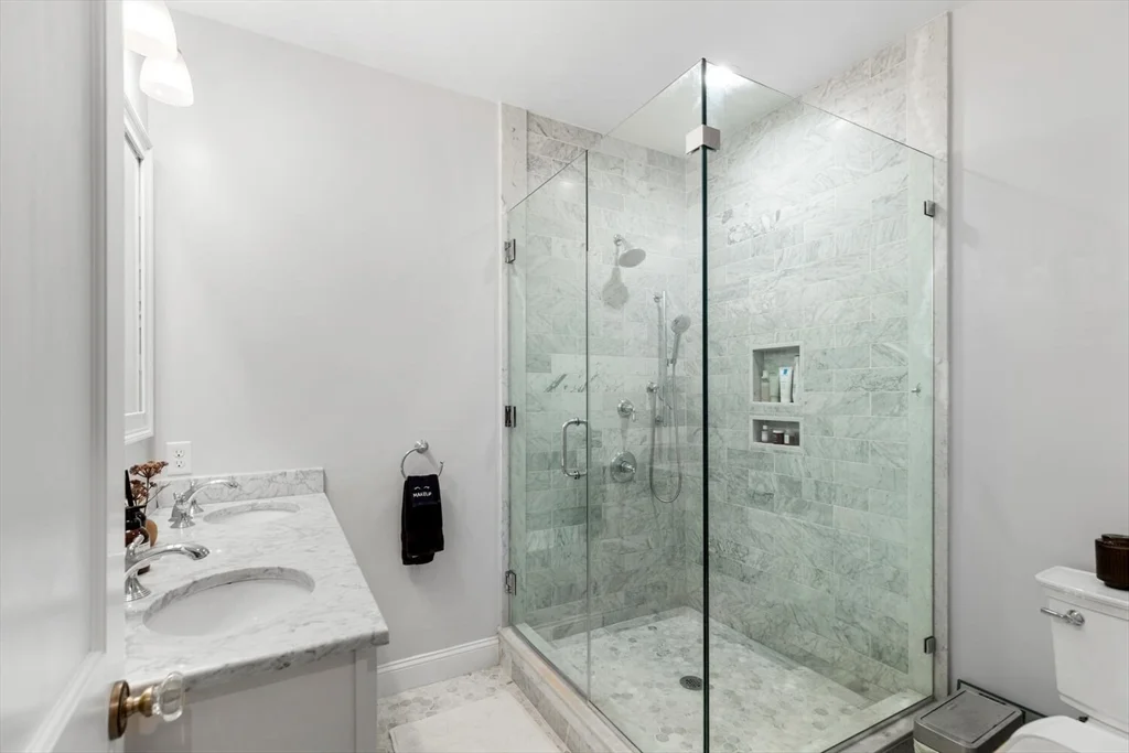 2 bed, 1 bath apartment for rent at 565 Massachusetts Ave Unit 2, South End — photo 21 of 31