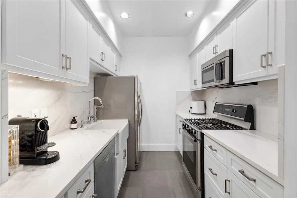 2 bed, 1 bath apartment for rent at 565 Massachusetts Ave Unit 2, South End — photo 11 of 31