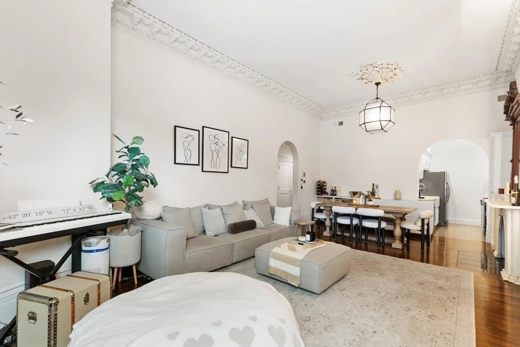 2 bed, 1 bath apartment for rent at 565 Massachusetts Ave Unit 2, South End — photo 3 of 31