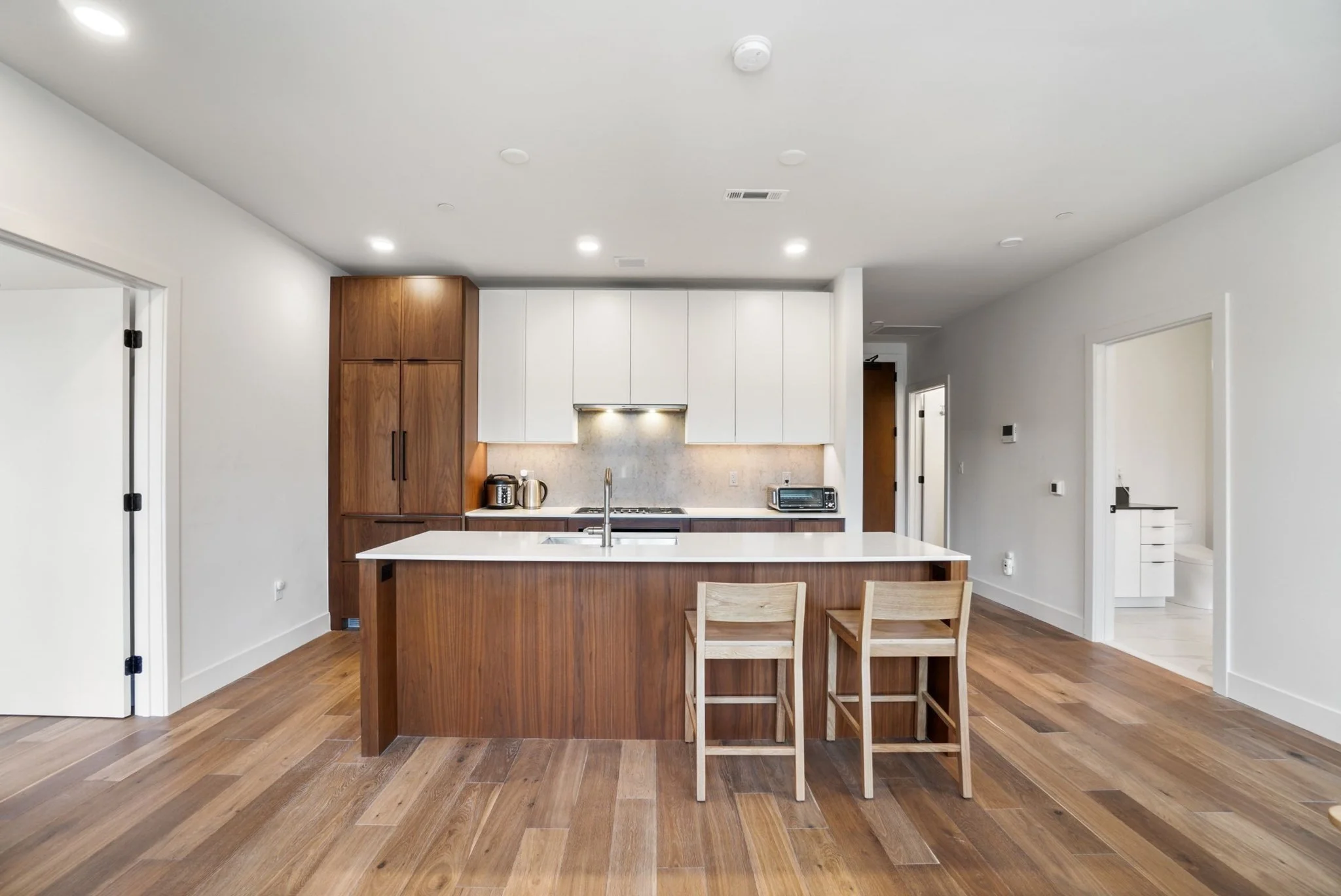 2 bed, 2 bath apartment for rent at 566 Columbus Ave Unit 410, South End — photo 4 of 30