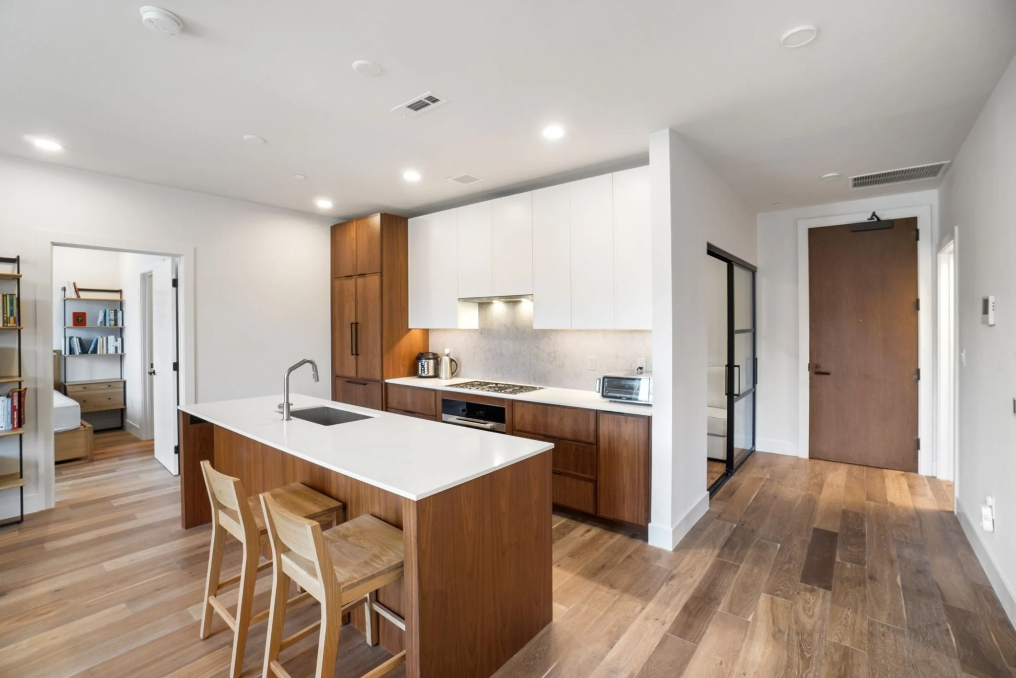 2 bed, 2 bath apartment for rent at 566 Columbus Ave Unit 410, South End — photo 3 of 30