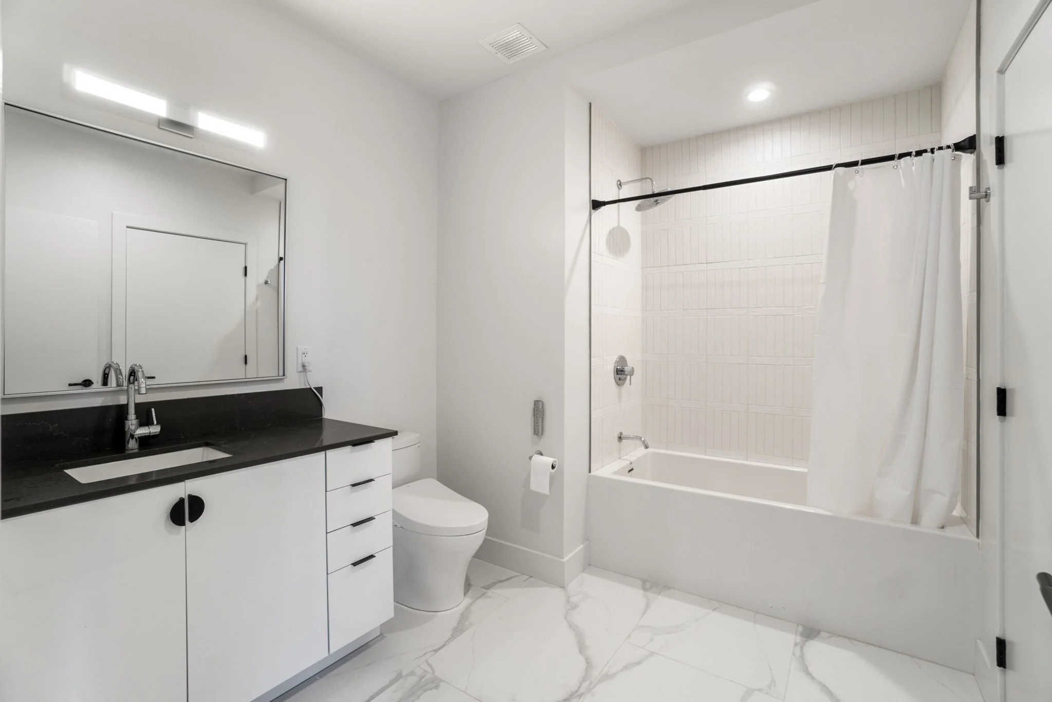 2 bed, 2 bath apartment for rent at 566 Columbus Ave Unit 410, South End — photo 16 of 30