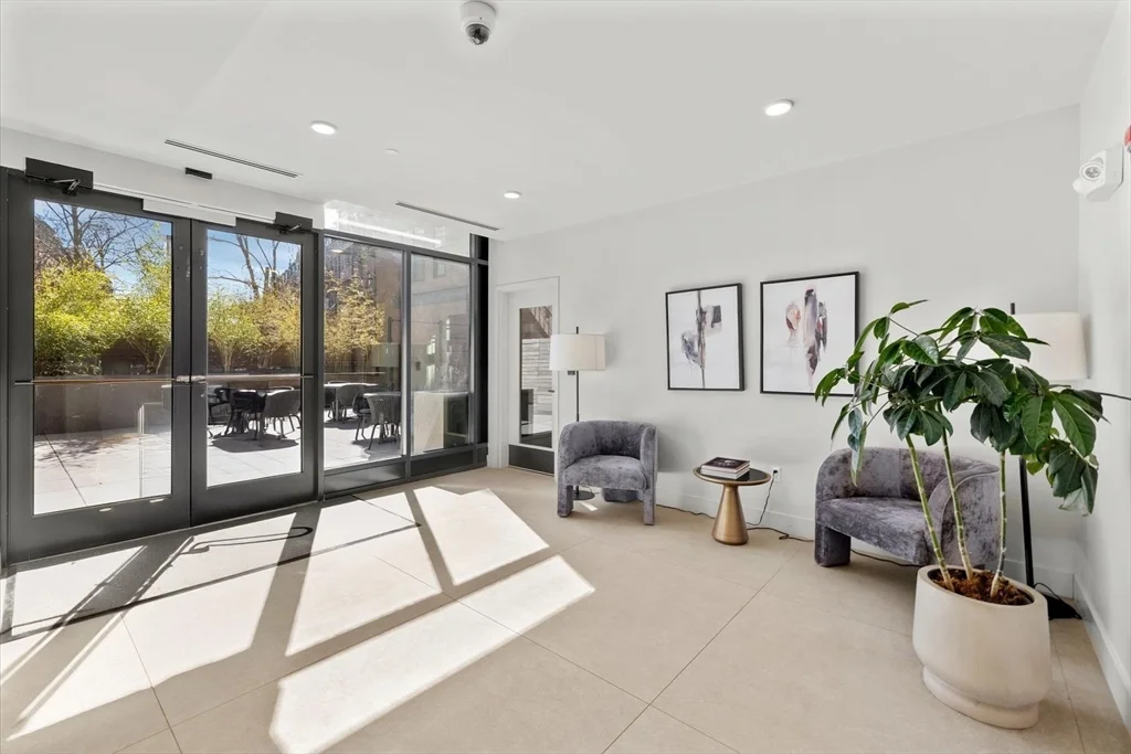 3 bed, 3 bath apartment for rent at 566 Columbus Ave Unit 506, South End — photo 31 of 37