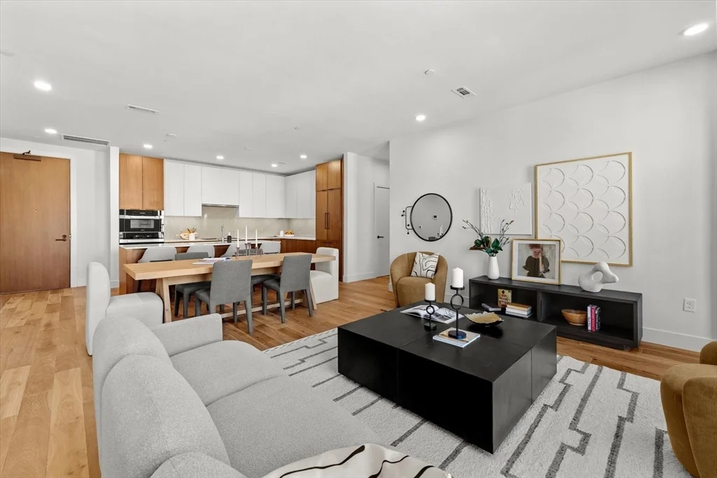3 bed, 3 bath apartment for rent at 566 Columbus Ave Unit 506, South End — photo 4 of 37