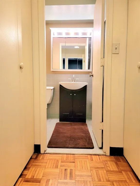 1 bed, 1 bath apartment for rent at 566 Commonwealth Ave Unit 1004, Fenway — photo 7 of 13