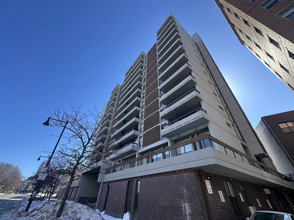 2 bed, 2 bath apartment for rent at 566 Commonwealth Ave Unit 301, Fenway — photo 27 of 27
