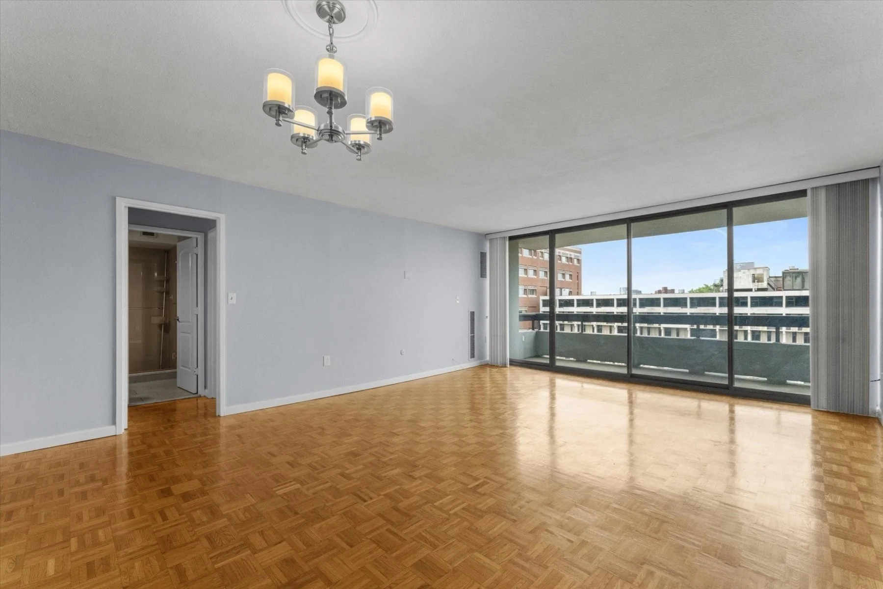 1 bed, 1 bath apartment for rent at 566 Commonwealth Ave Unit 703, Fenway — photo 6 of 14