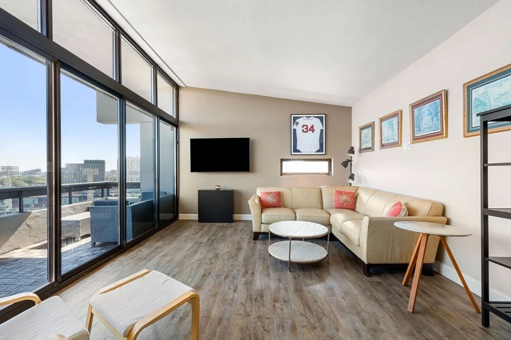 2 bed, 2 bath apartment for rent at 566 Commonwealth Ave Unit PH2, Fenway — photo 3 of 21
