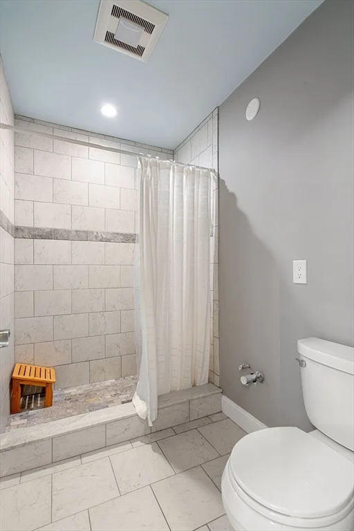2 bed, 2 bath apartment for rent at 566 Commonwealth Ave Unit PH2, Fenway — photo 14 of 21