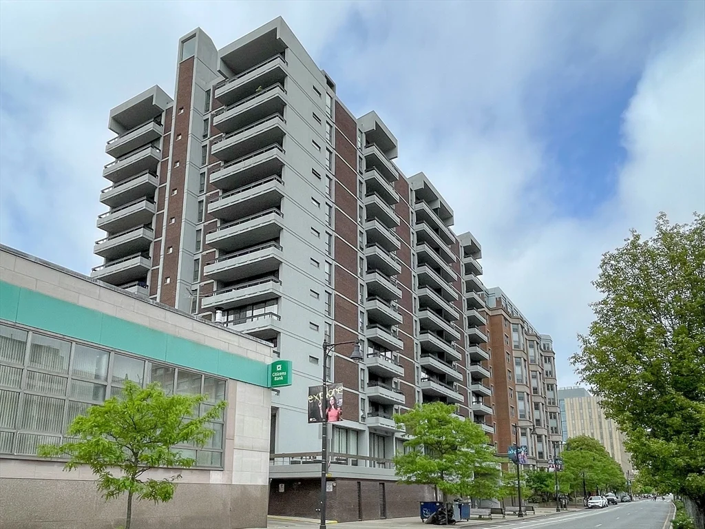 1 bed, 1 bath apartment for rent at 566 Commonwealth Unit 303, Fenway — photo 14 of 14