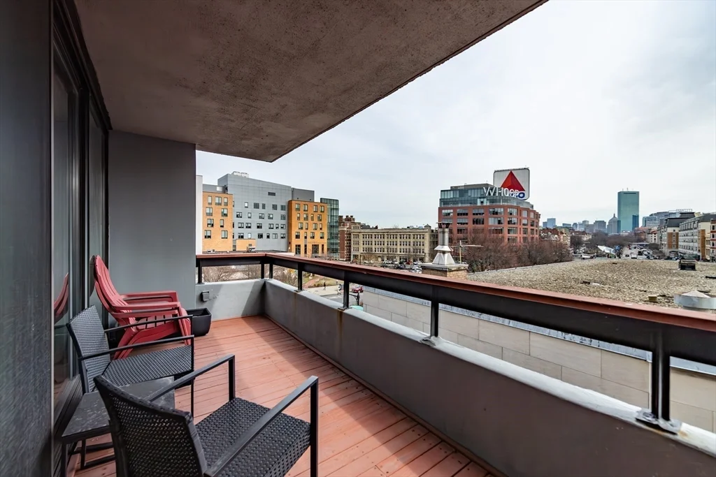 2 bed, 2 bath apartment for rent at 566 Commonwealth Unit 401, Fenway — photo 14 of 23