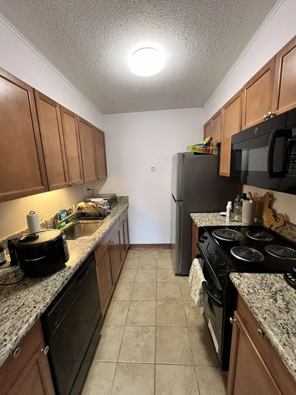 2 bed, 2 bath apartment for rent at 566 Commonwealth Unit 501, Fenway — photo 3 of 13