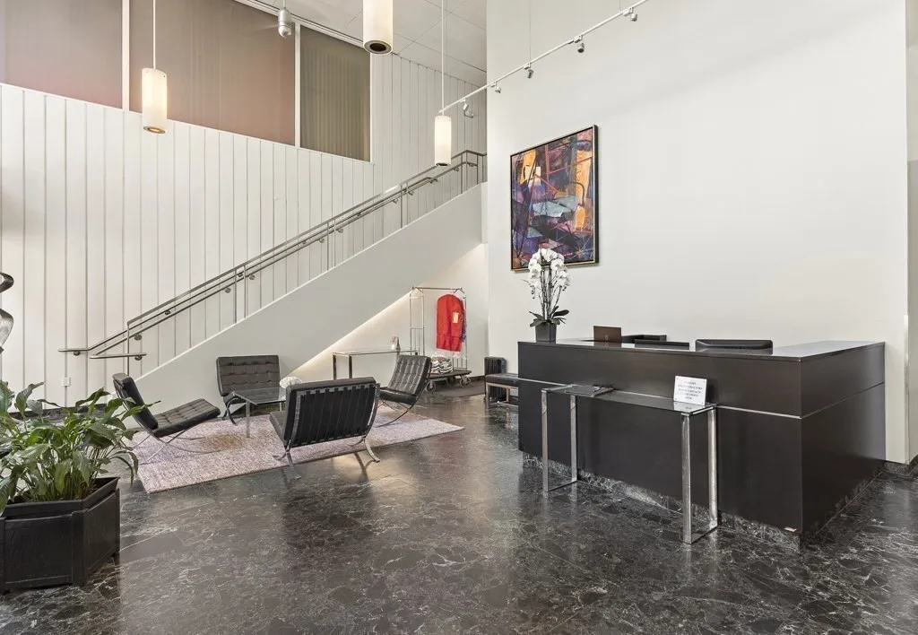 2 bed, 2 bath apartment for rent at 566 Commonwealth Unit 706, Fenway — photo 8 of 9