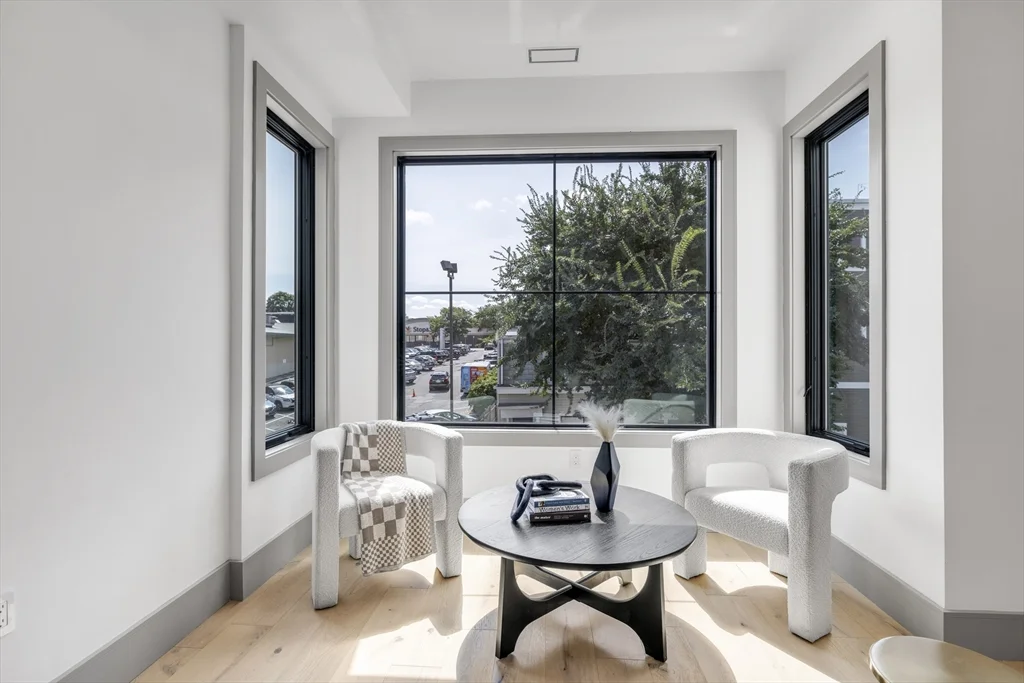 2 bed, 2 bath apartment for rent at 566 East 3rd St Unit 2, South Boston — photo 5 of 20