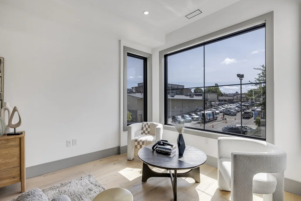 2 bed, 2 bath apartment for rent at 566 East 3rd St Unit 2, South Boston — photo 6 of 20