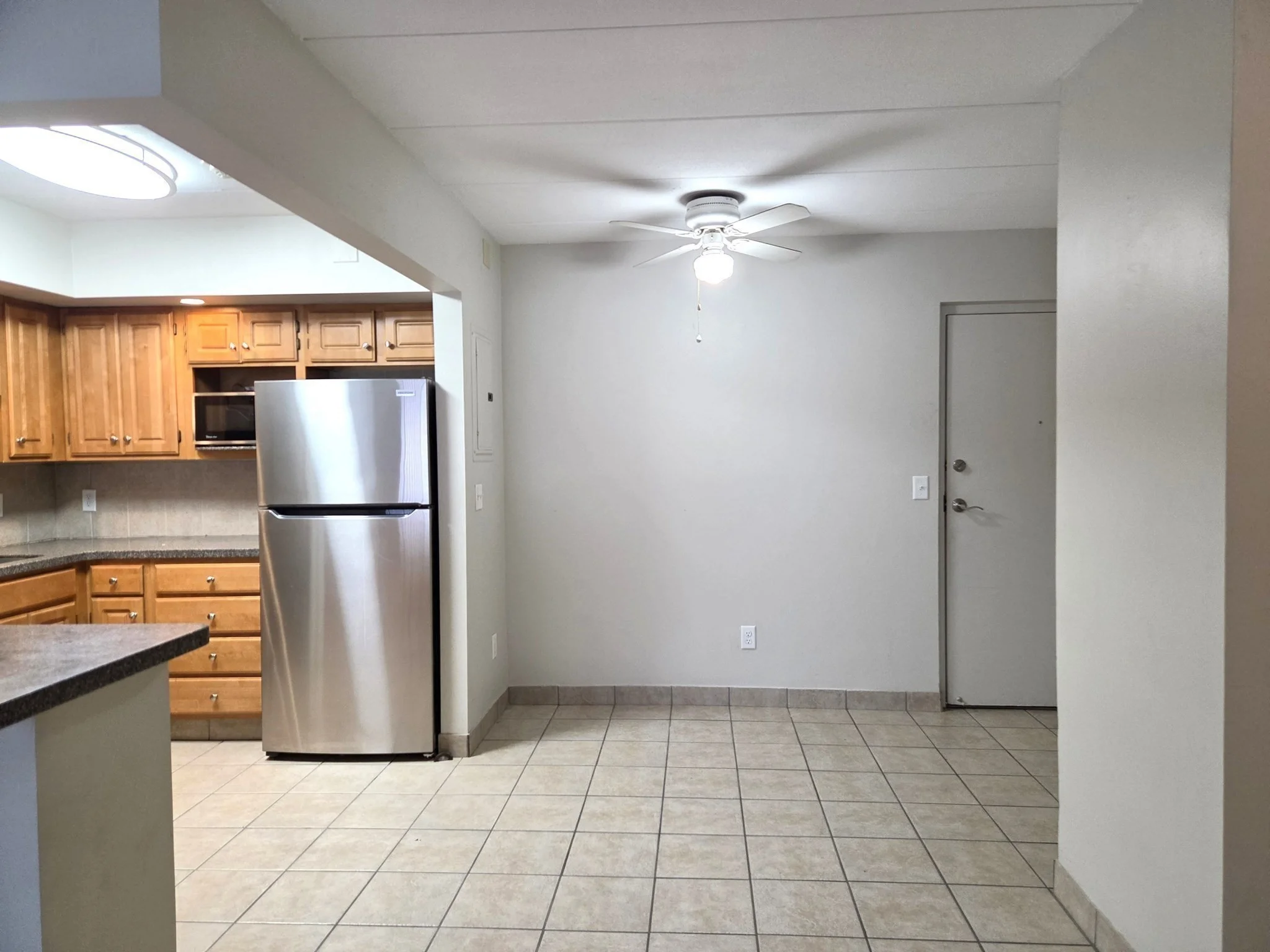Studio bed, 1 bath apartment for rent at 566 Washington St Unit 16, Weymouth — photo 12 of 17