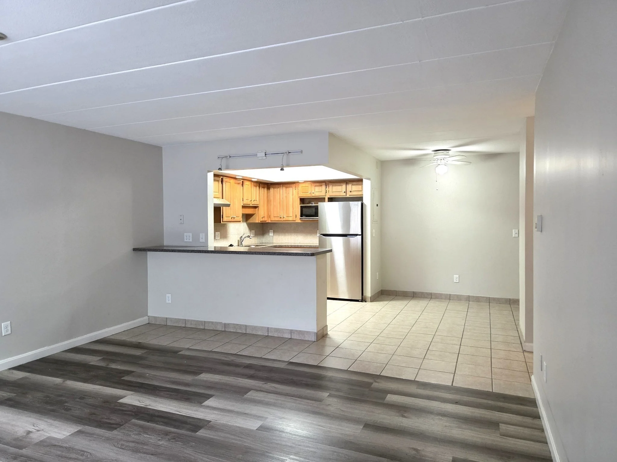 Studio bed, 1 bath apartment for rent at 566 Washington St Unit 16, Weymouth — photo 7 of 17