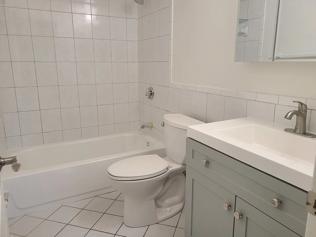 2 bed, 1 bath apartment for rent at 566 Washington St Unit 42, Weymouth — photo 18 of 23